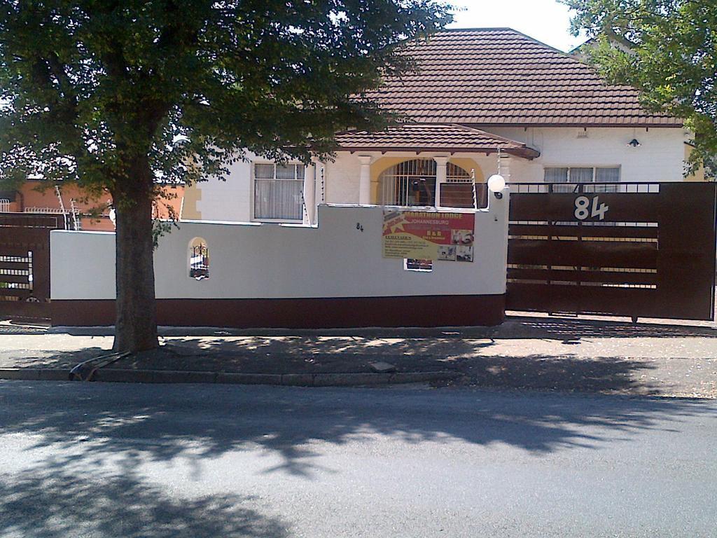 Marathon Lodge Johannesburg Exterior photo
